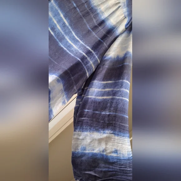 Kim Rogers Blue and White Women's Top Sz 2XL Rayob Poly Casual Trabel Cruise - Picture 4 of 8